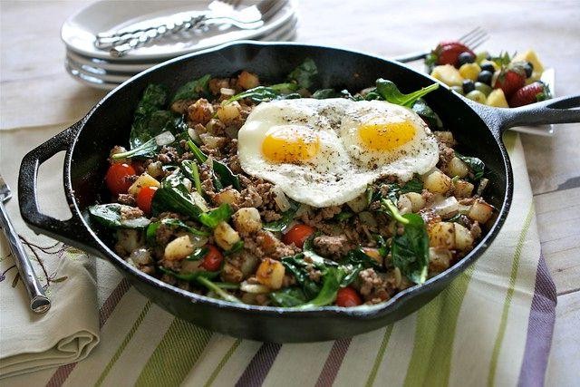 Ground Beef and Egg Breakfast Skillet