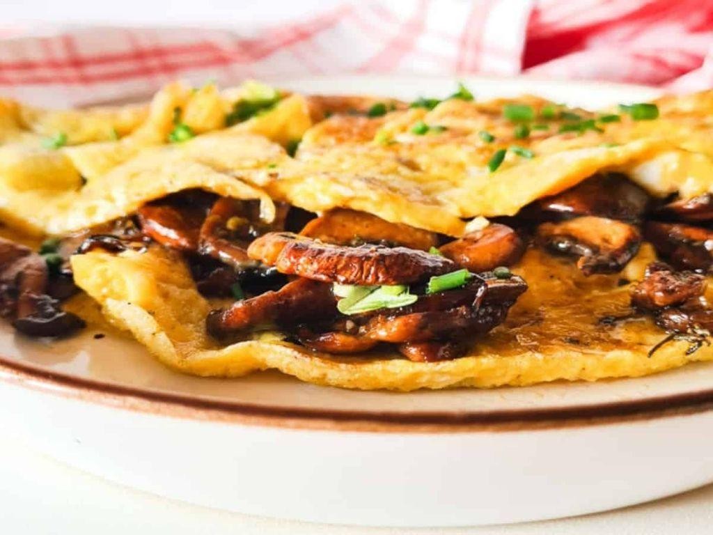 Ground Beef and Mushroom Omelette