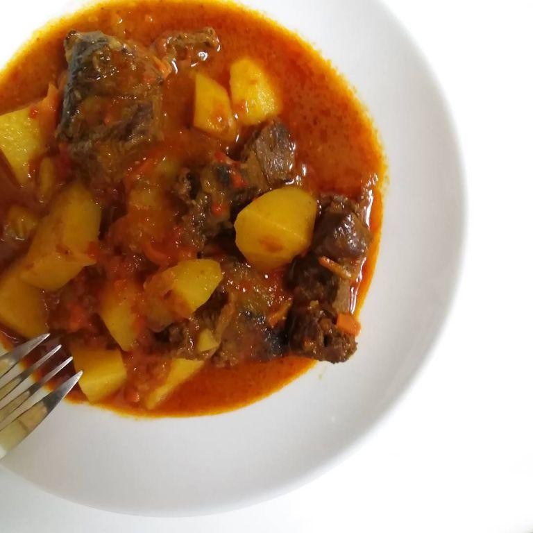 Gulaș de Casă (Romanian Goulash)