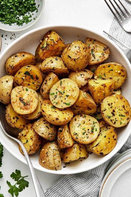 Herb-Roasted Potatoes with Garlic Aioli