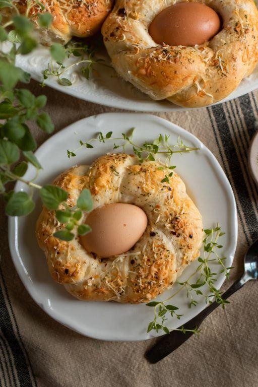 Herbed Butter Eggs in a Nest