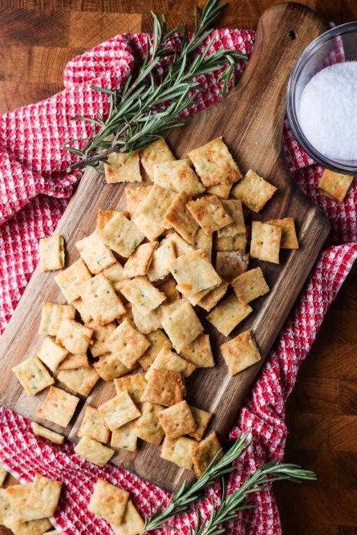 Herbed Parmesan Sourdough Crackers