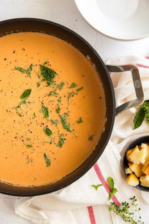 Herbed Tomato Bisque with Fresh Thyme