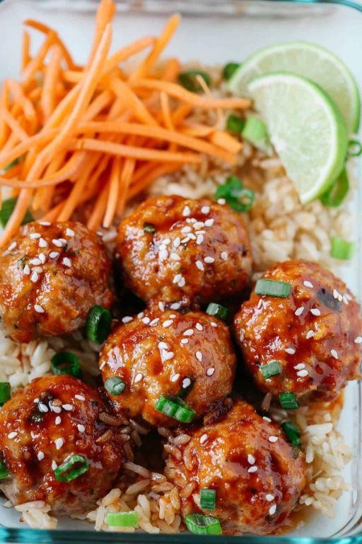 Honey Sriracha Meatballs with Sesame Seeds