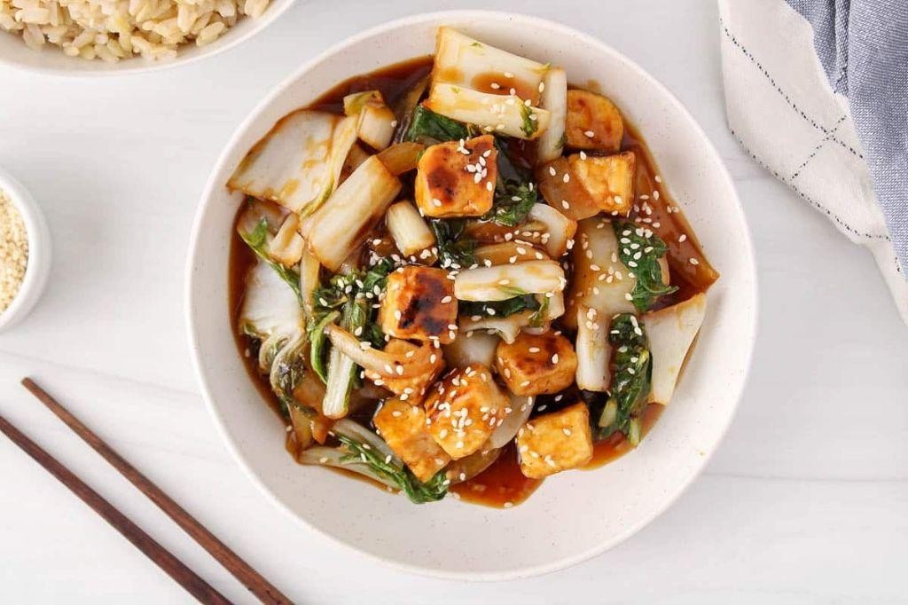 Honey Sriracha Tofu Wok with Bok Choy