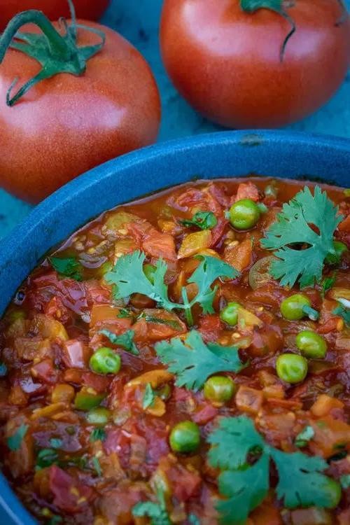 Indian-inspired stewed tomatoes with curry leaves