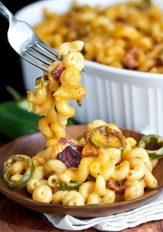 Jalapeno Bacon Mac and Cheese