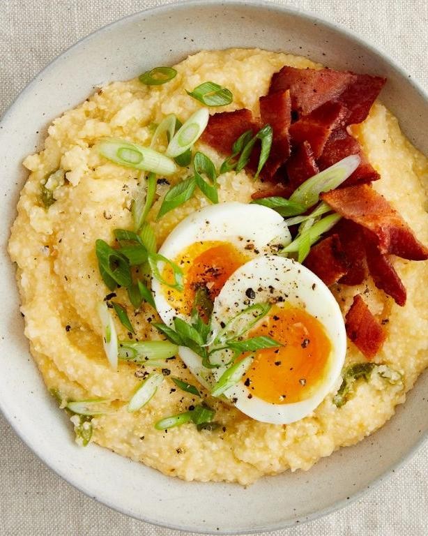 Jalapeño Popper Grits with Crispy Bacon