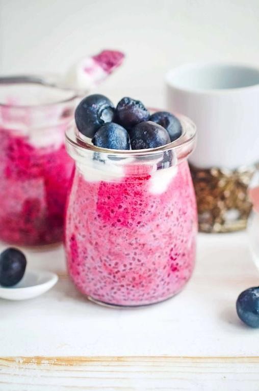 Keto Chia Seed Pudding with Berries