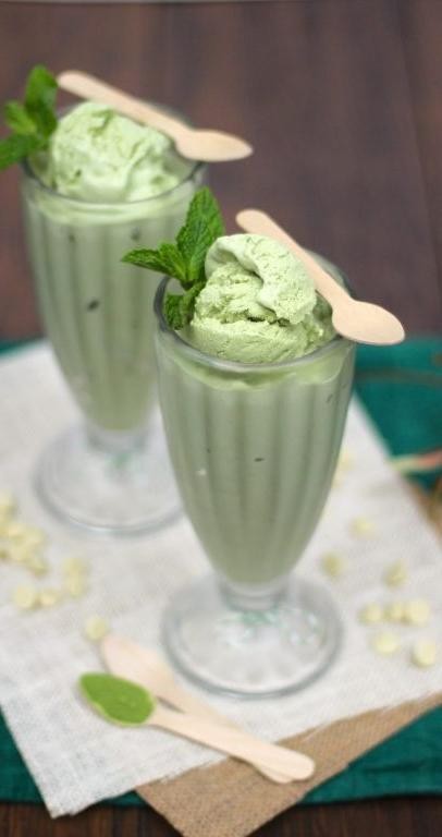 Keto-Friendly Matcha Green Tea Ice Cream