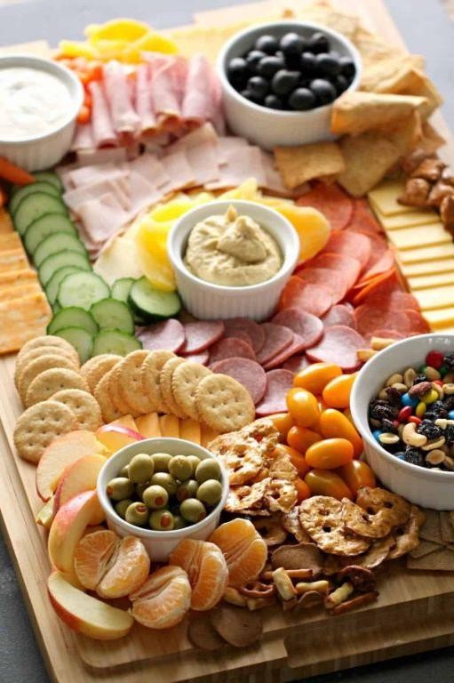 18 Elegant Charcuterie Board Recipes for Entertaining