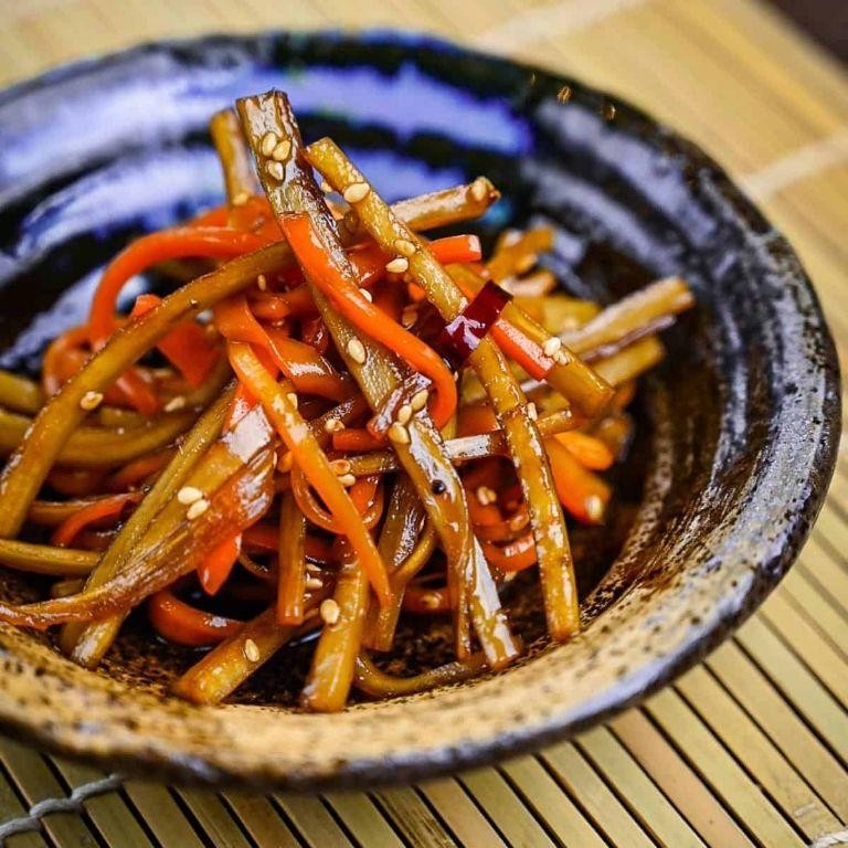 Kinpira Gobo (Braised Burdock Root)