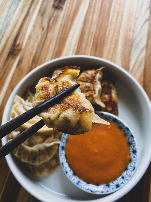 Kothey Momo (Pan-Fried Dumplings)