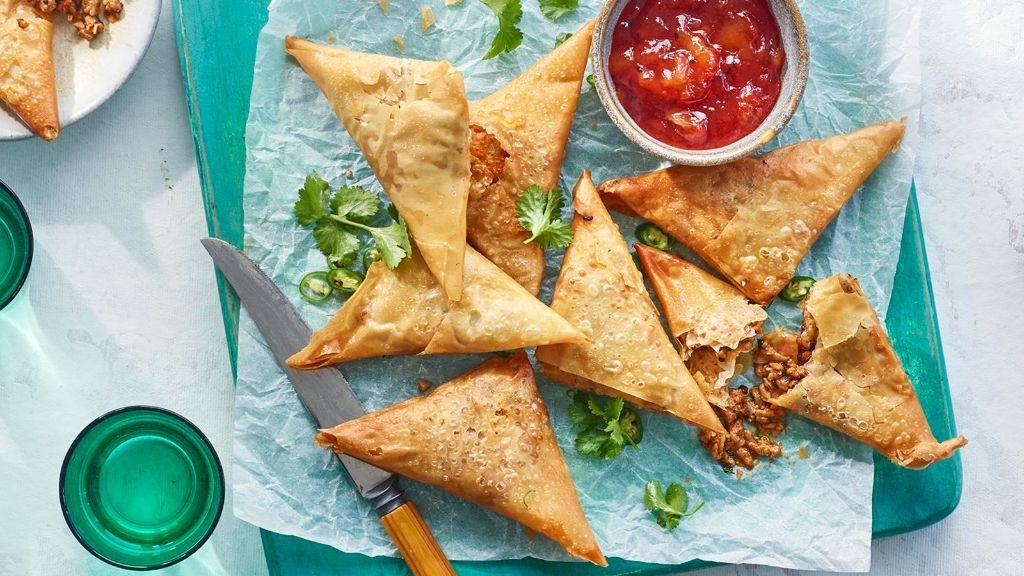 Lamb Keema Samosa (Crispy Spiced Pastries)