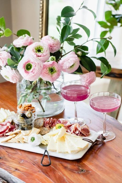 Lavender Vodka Martini for a Floral Touch