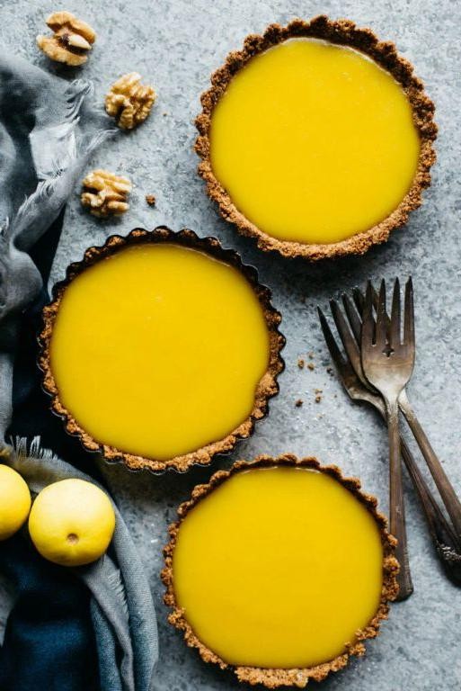 Lemon Curd Tartlets with Graham Cracker Crust