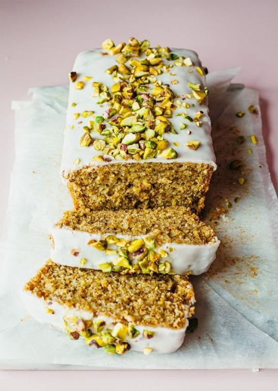 Lemon Drizzle Cake with Cardamom
