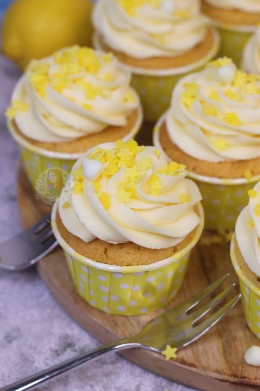 Lemon Drizzle Cupcakes