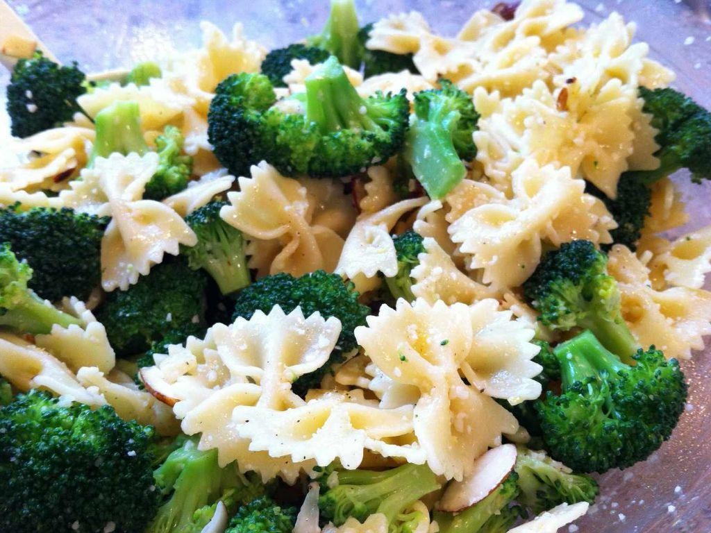 Lemon Garlic Bow Tie Pasta Salad