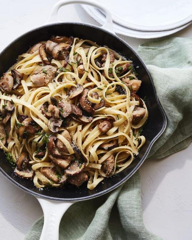 Lemon Garlic Chicken Mushroom Pasta