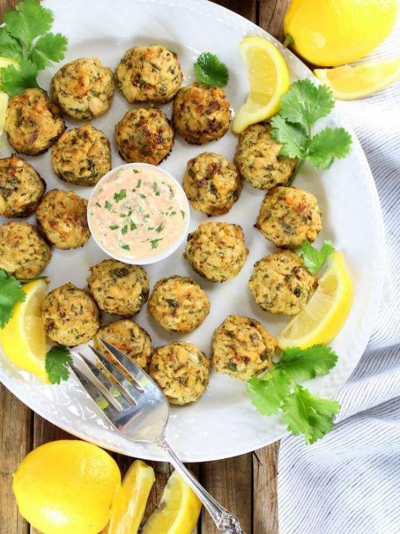 Lemon Herb Tuna Cakes with Dill Yogurt Sauce