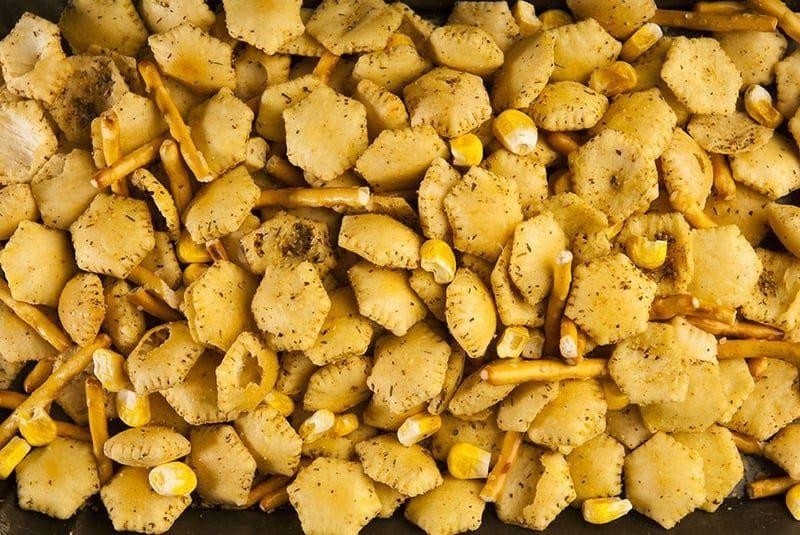 Lemon Pepper Oyster Crackers