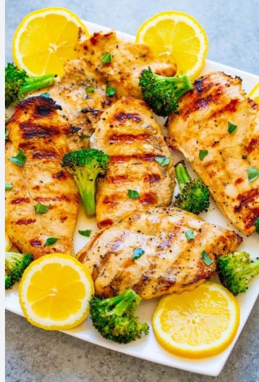 Lemon garlic chicken with steamed broccoli