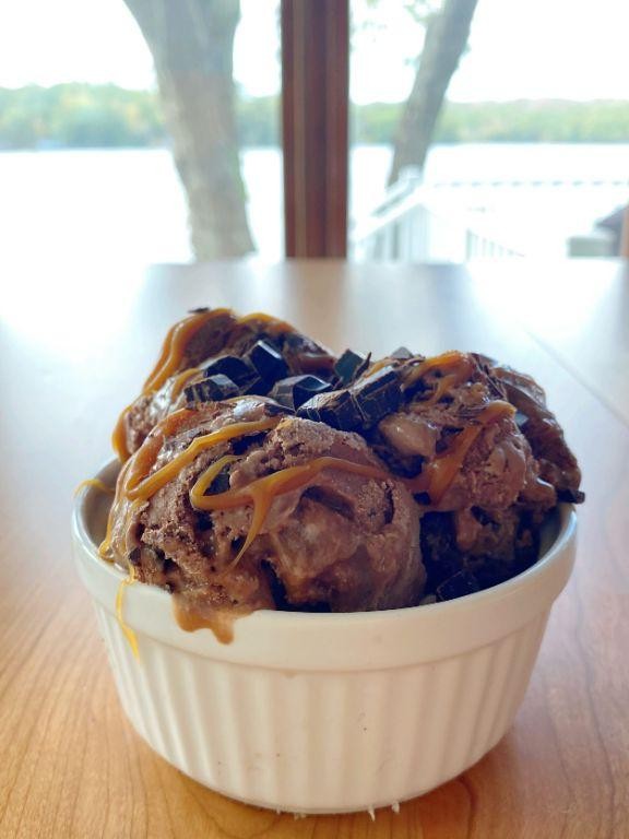 Licor 43 Chocolate Ice Cream with Caramel Swirl