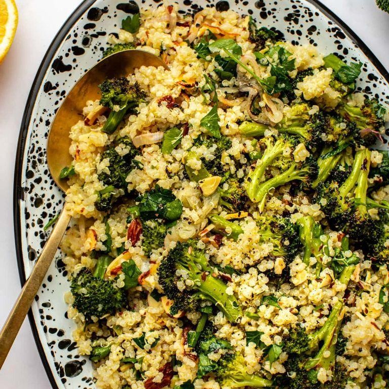 Light and Fluffy Quinoa with Steamed Broccoli