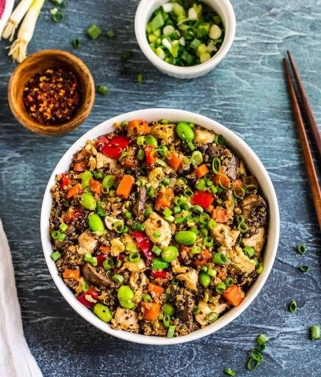 Low-Calorie Quinoa and Chicken Stir-Fry