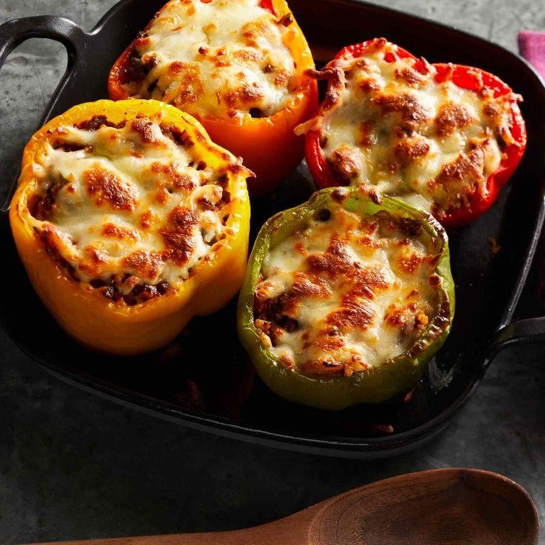 Low-Carb Cauliflower Rice Stuffed Pepper Casserole