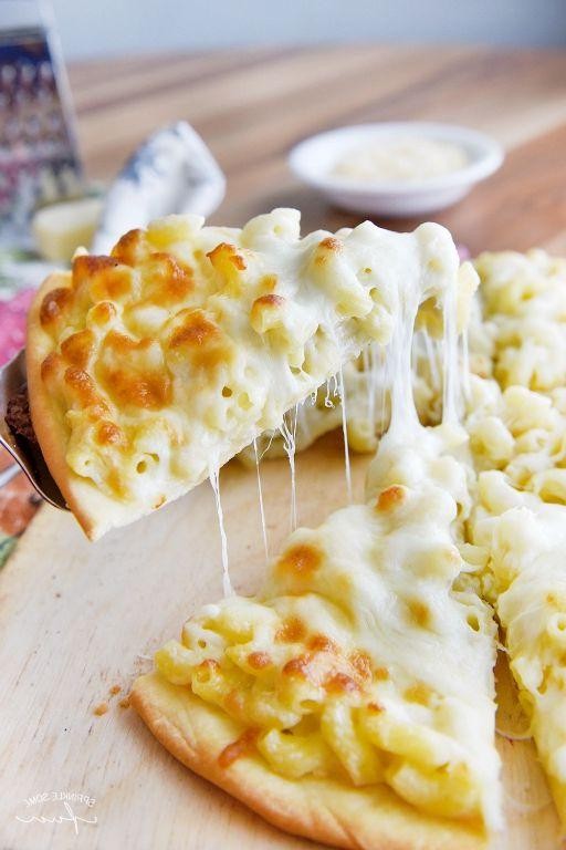 Mac and Cheese Pizza