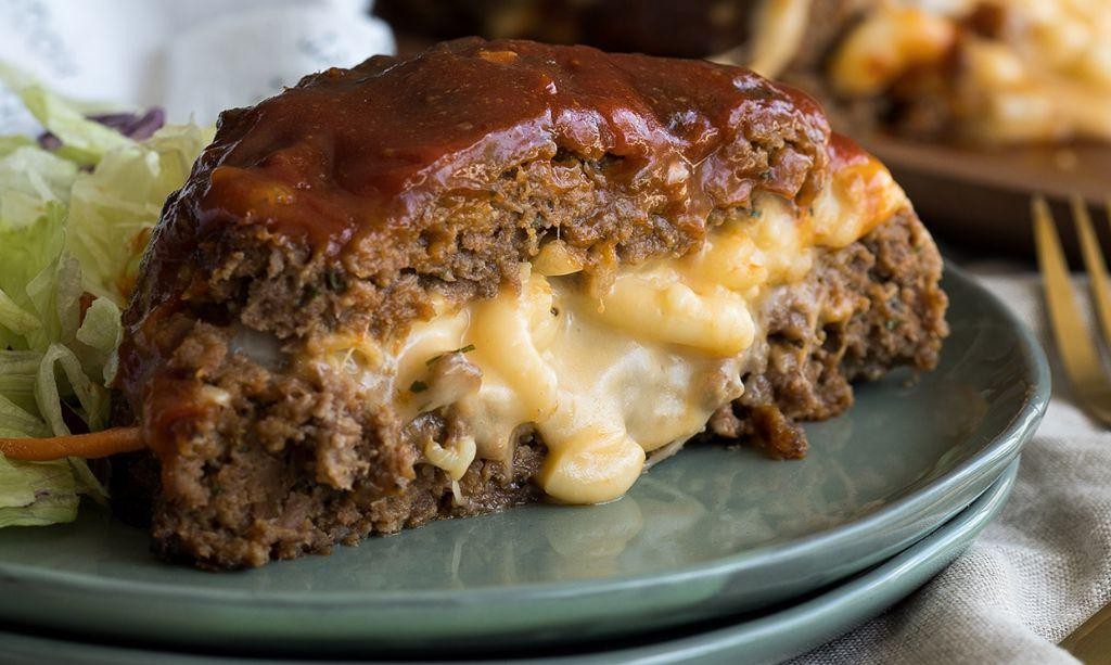 Mac and Cheese Stuffed Meatloaf