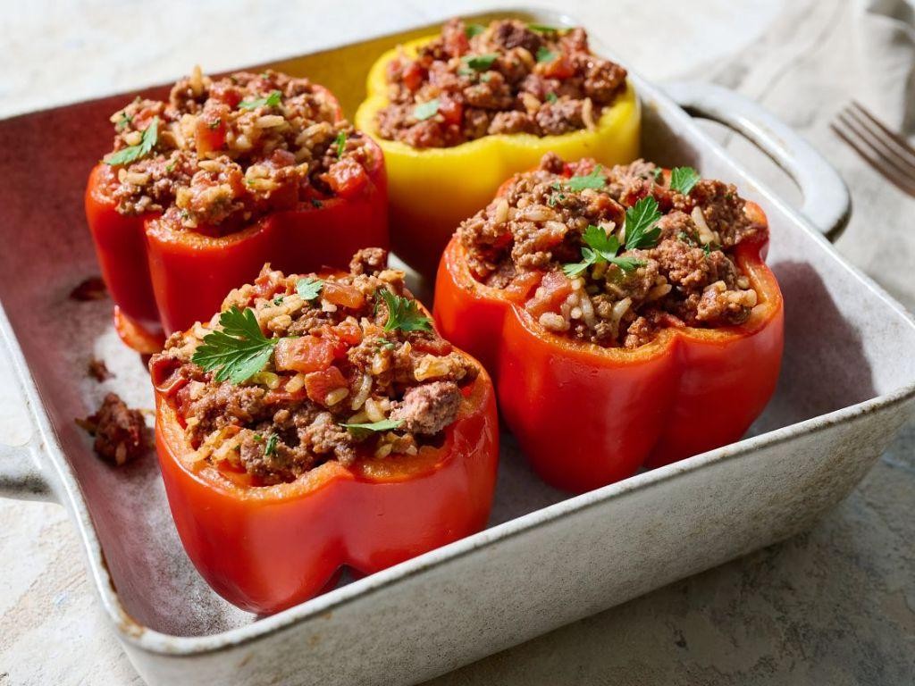 Mangú Stuffed Peppers with Ground Beef