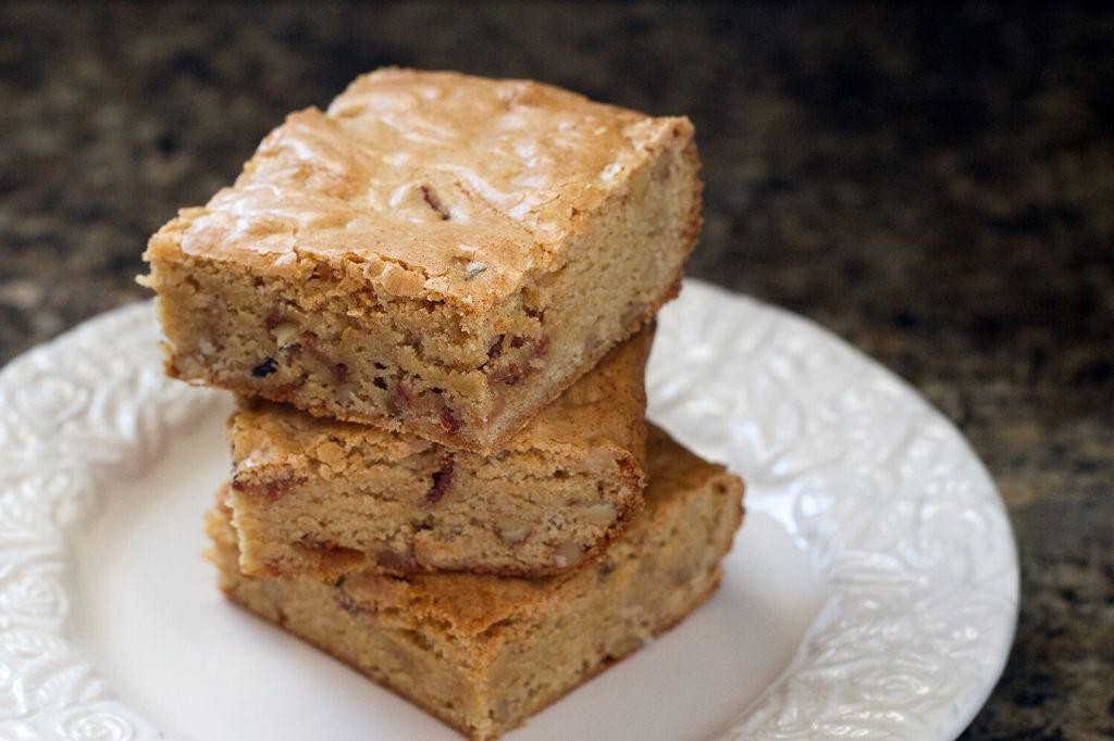 Maple Bacon Blondies