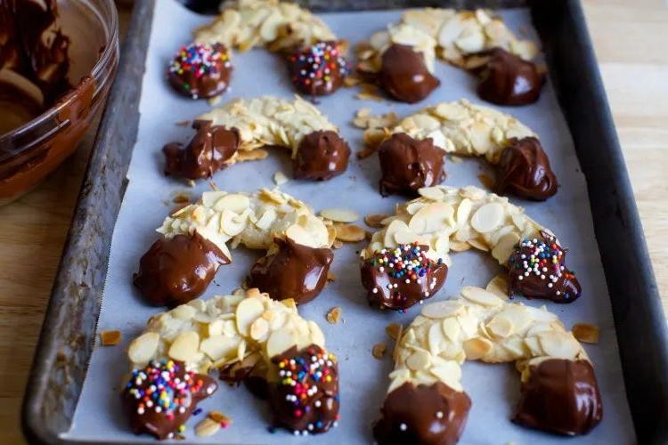 Marzipan-Filled Almond Horns