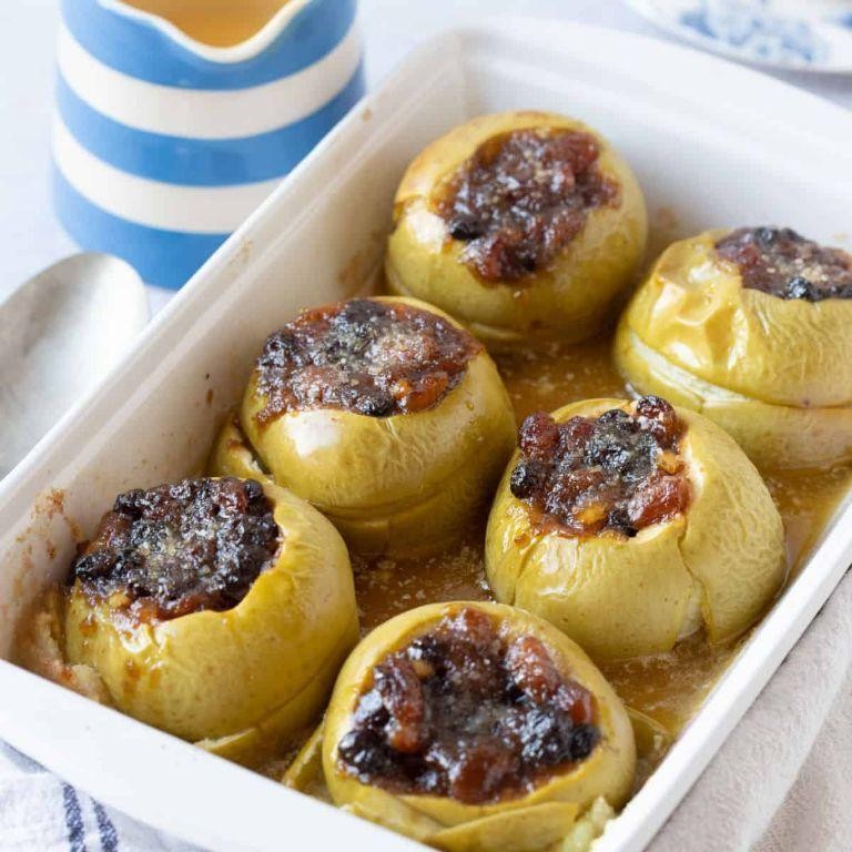 Mincemeat-Stuffed Baked Apples