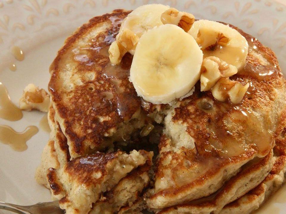 Oatmeal Banana Pancakes with Walnuts