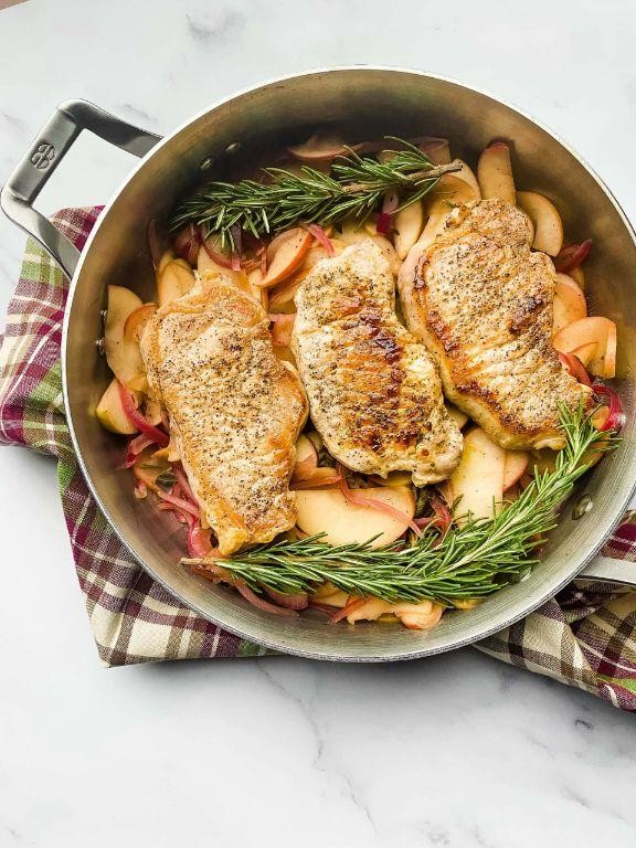 One Pan Pork Chops with Apples and Onions