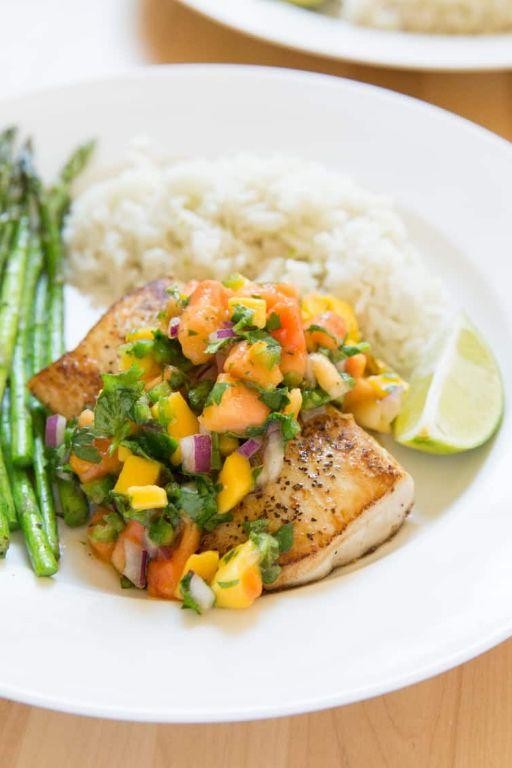 Pan-Seared Hawaiian Mahi Mahi with Mango Sauce