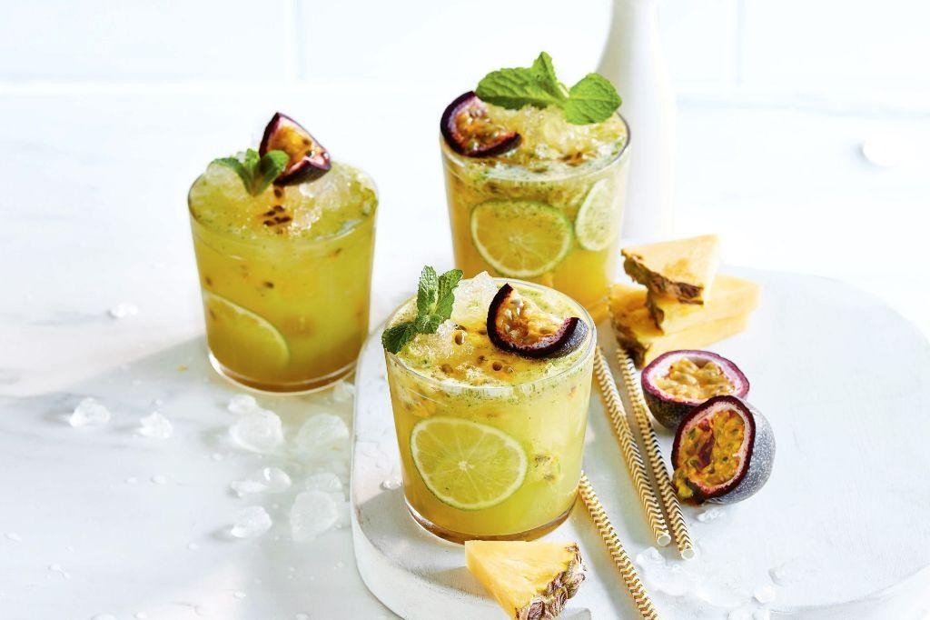 Passion Fruit White Rum Spritz