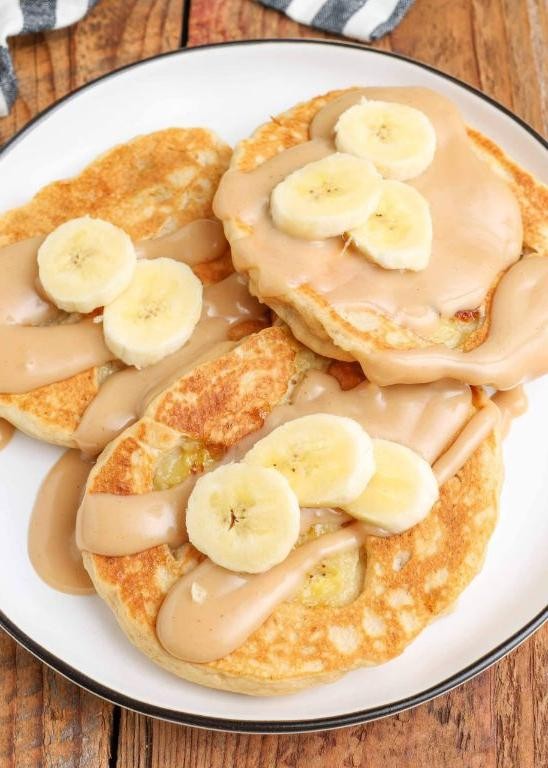 Peanut Butter Banana Pancakes with Honey Drizzle