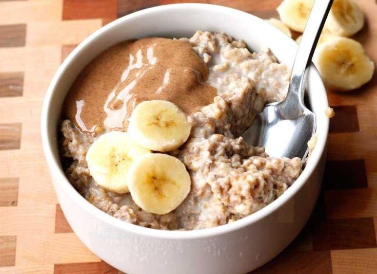 Peanut Butter Banana Slow Cooker Oatmeal