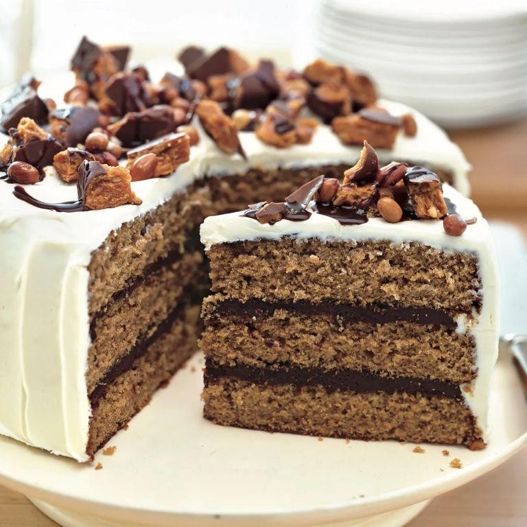Peanut Butter Chocolate Whip Cream Cake