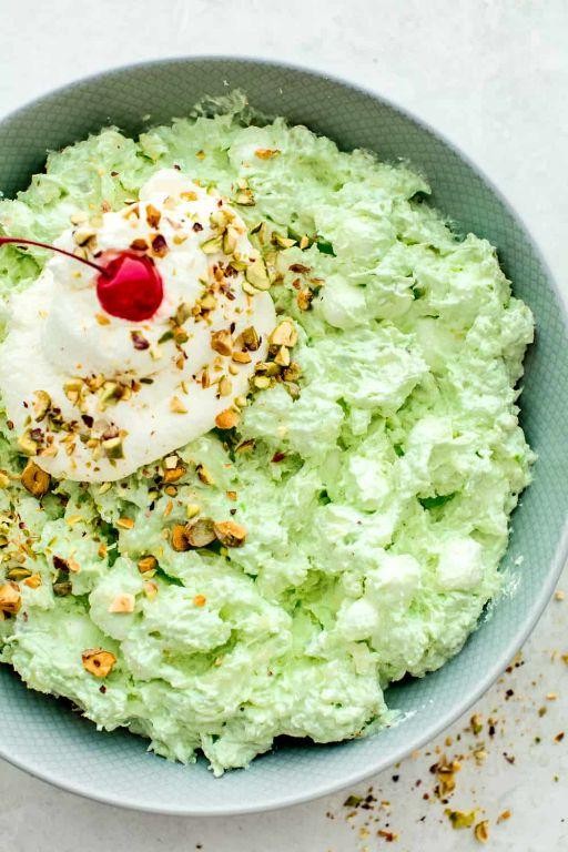 Pistachio Jello Pudding Salad with Cool Whip