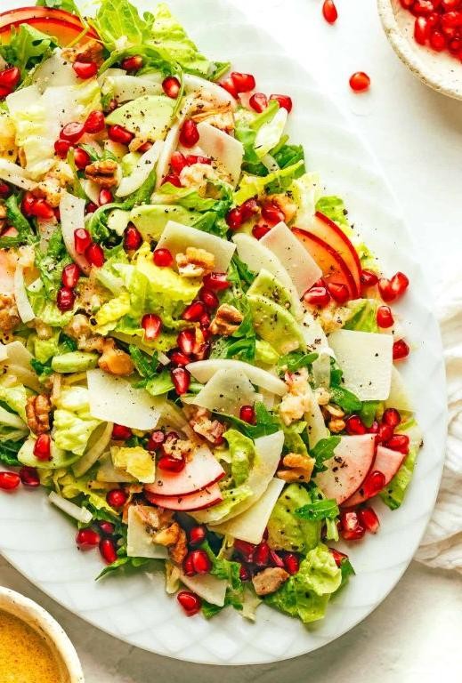 Pomegranate and Arugula Holiday Salad