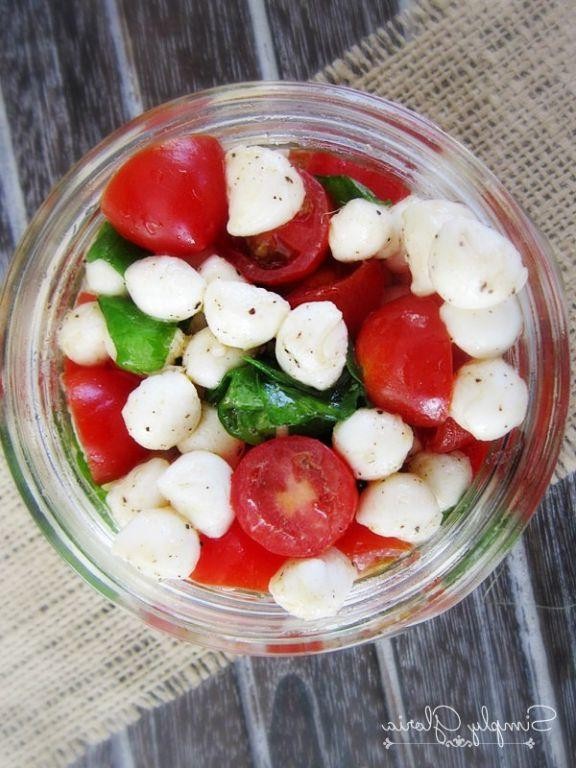 Portable caprese salad in Tupperware