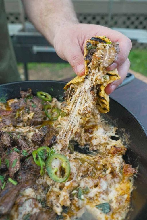 Pulled Pork Queso Flameado