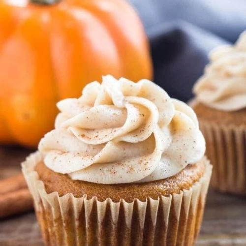 Pumpkin Spice Cupcakes with Cinnamon Buttercream