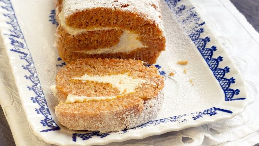 Pumpkin Sponge Cake